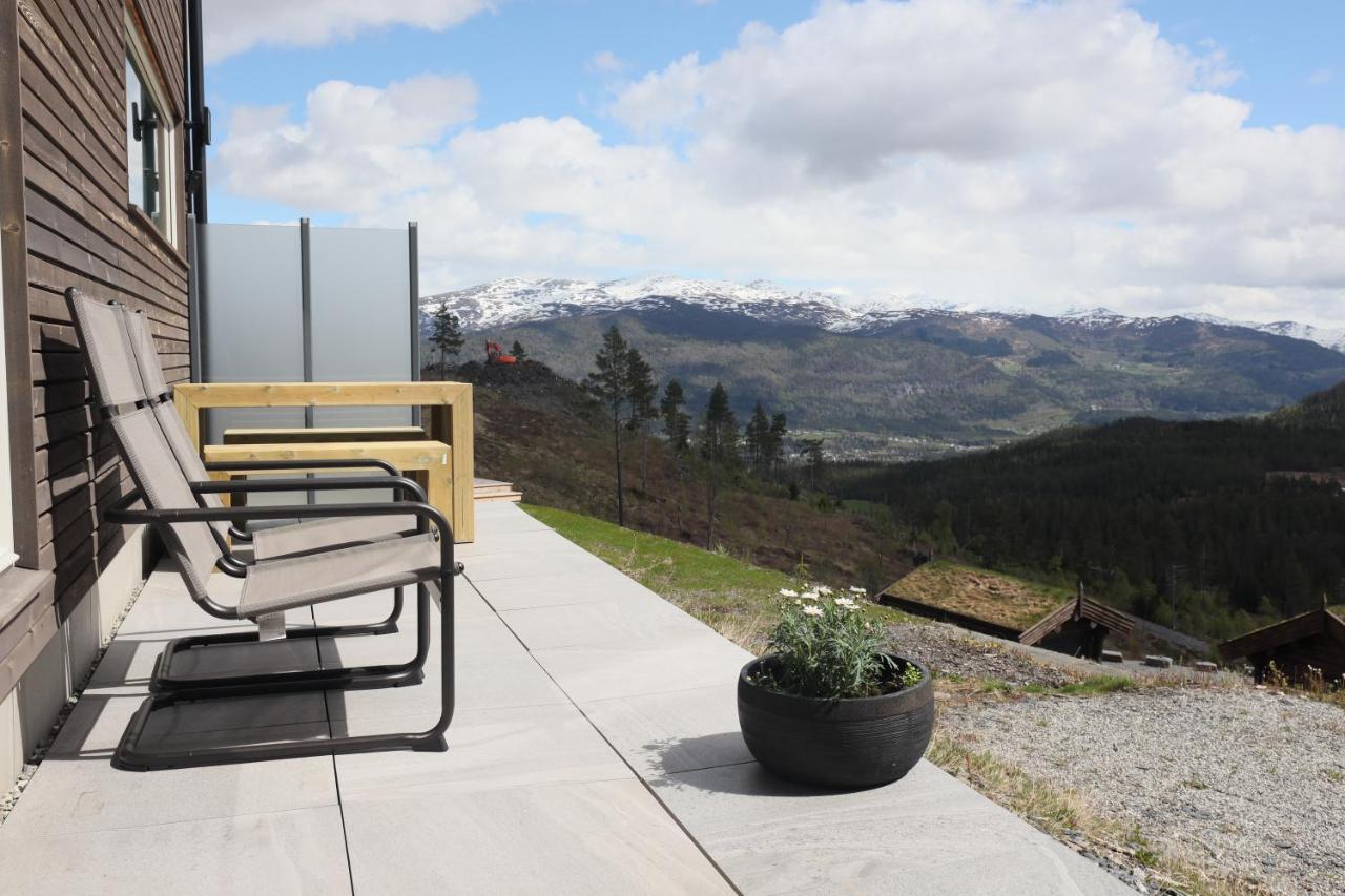 Tiny Mountain Cabin With A Panoramic View Giljane Exterior photo